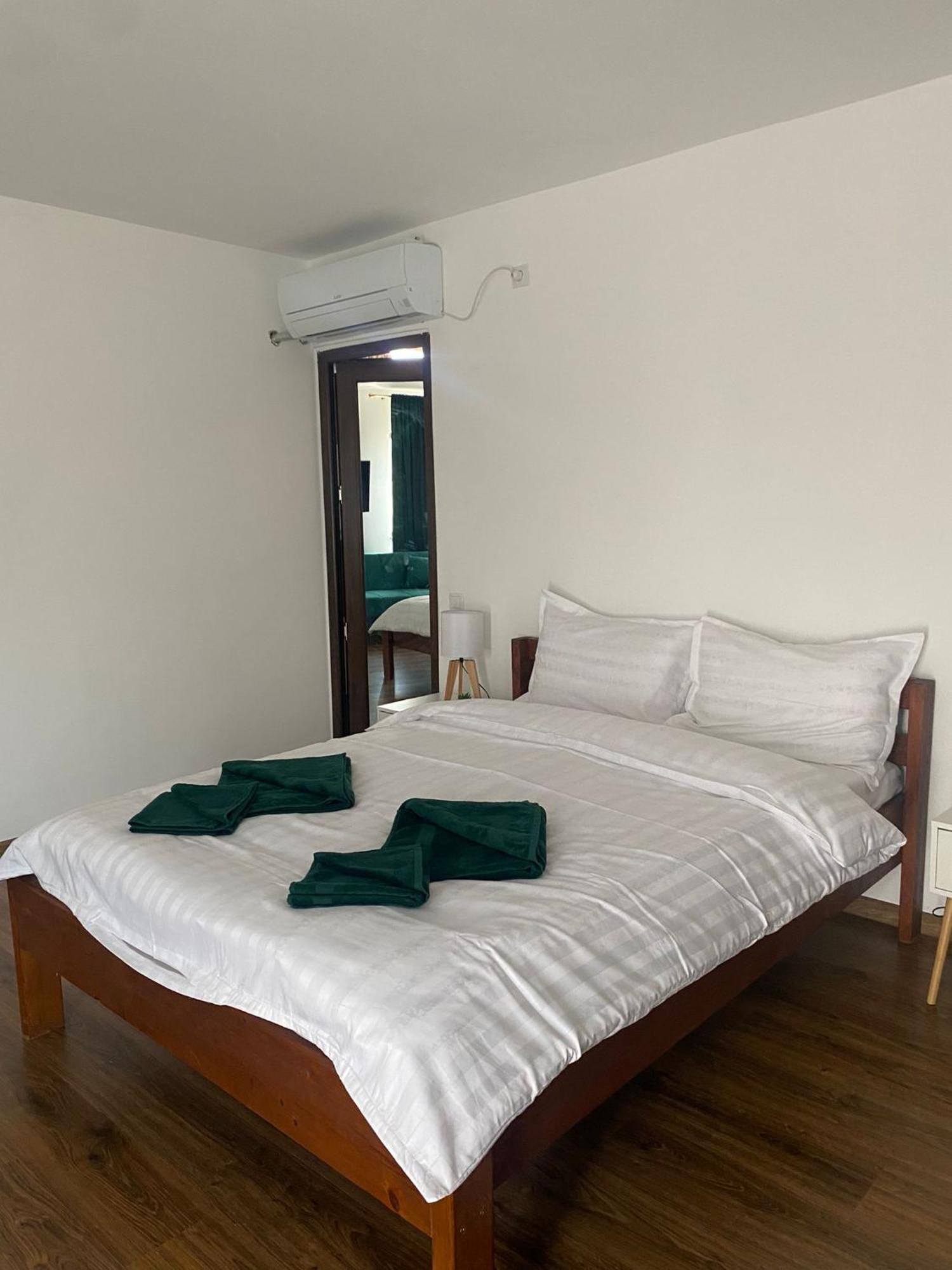 La Luca Hotel Maliuc Eksteriør billede